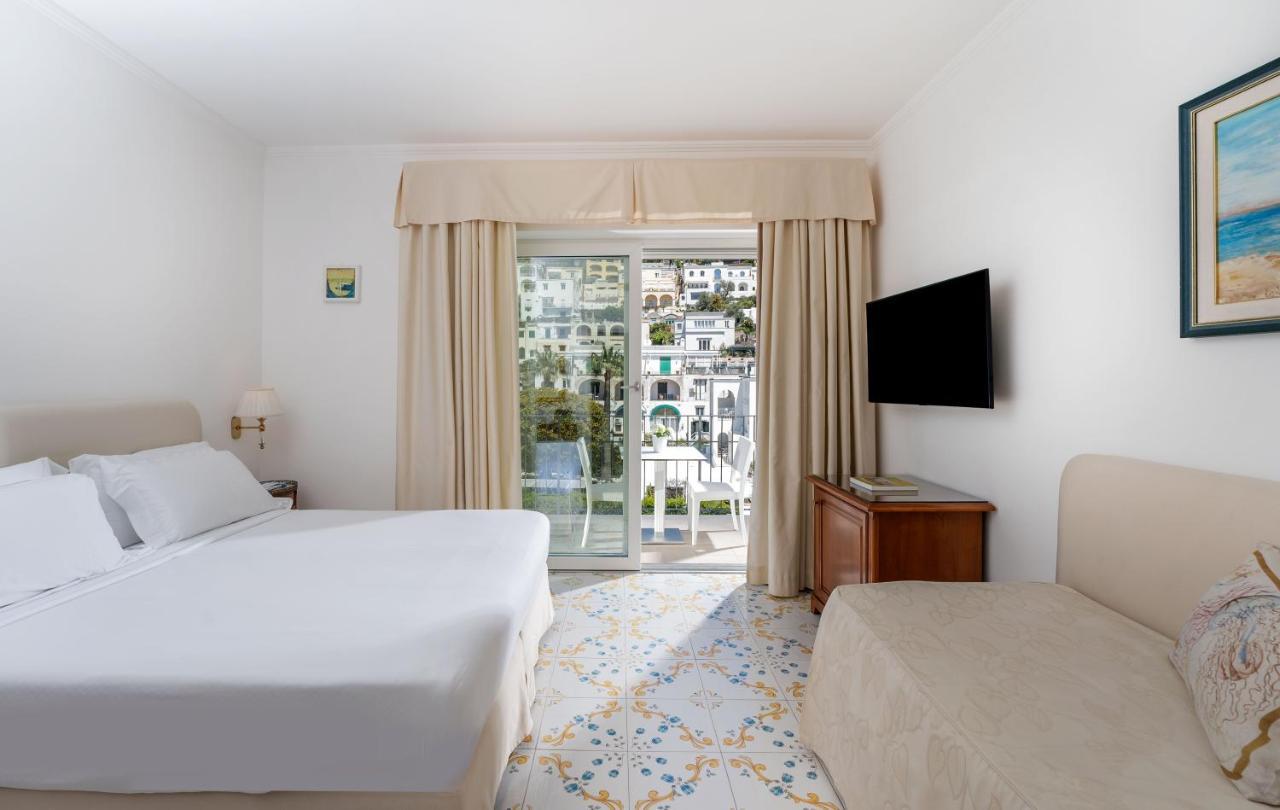 Hotel Syrene Capri Esterno foto