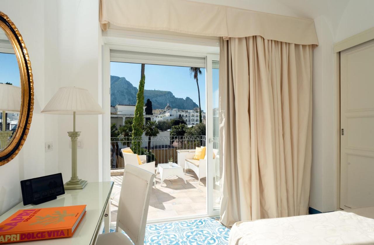Hotel Syrene Capri Esterno foto
