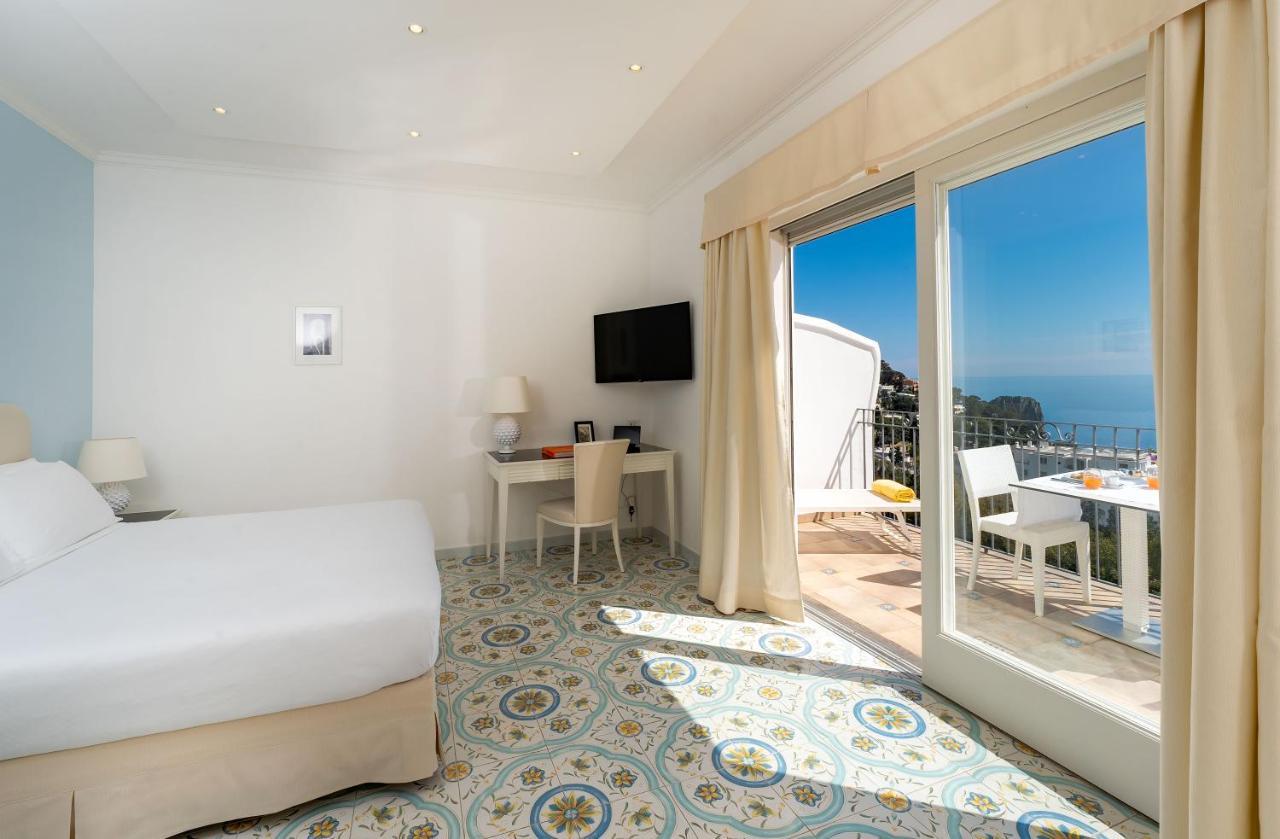 Hotel Syrene Capri Esterno foto